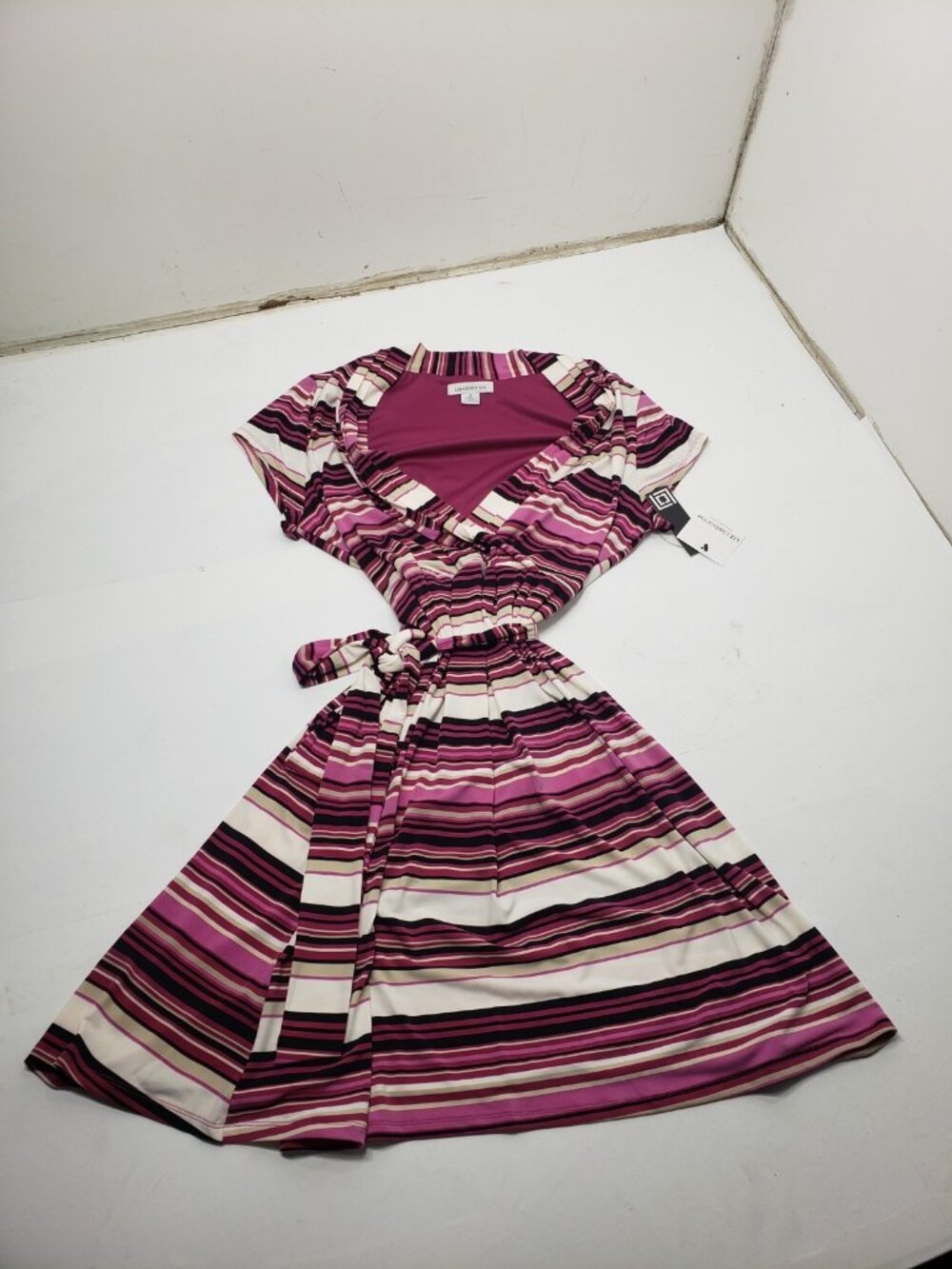 Liz Claiborne Collection Women’s XL Striped Dress Pink Black White NWT